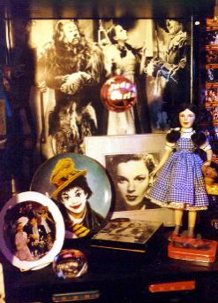TOUR THE JUDY ROOM