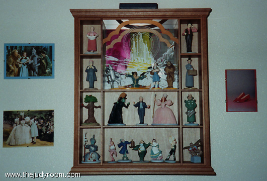 figurines.jpg