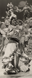 Judy performs "Minnie From Trinidad"